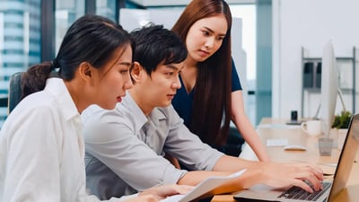 flyer_lp_corporate-site_v2_shutterstock_1936101298-2